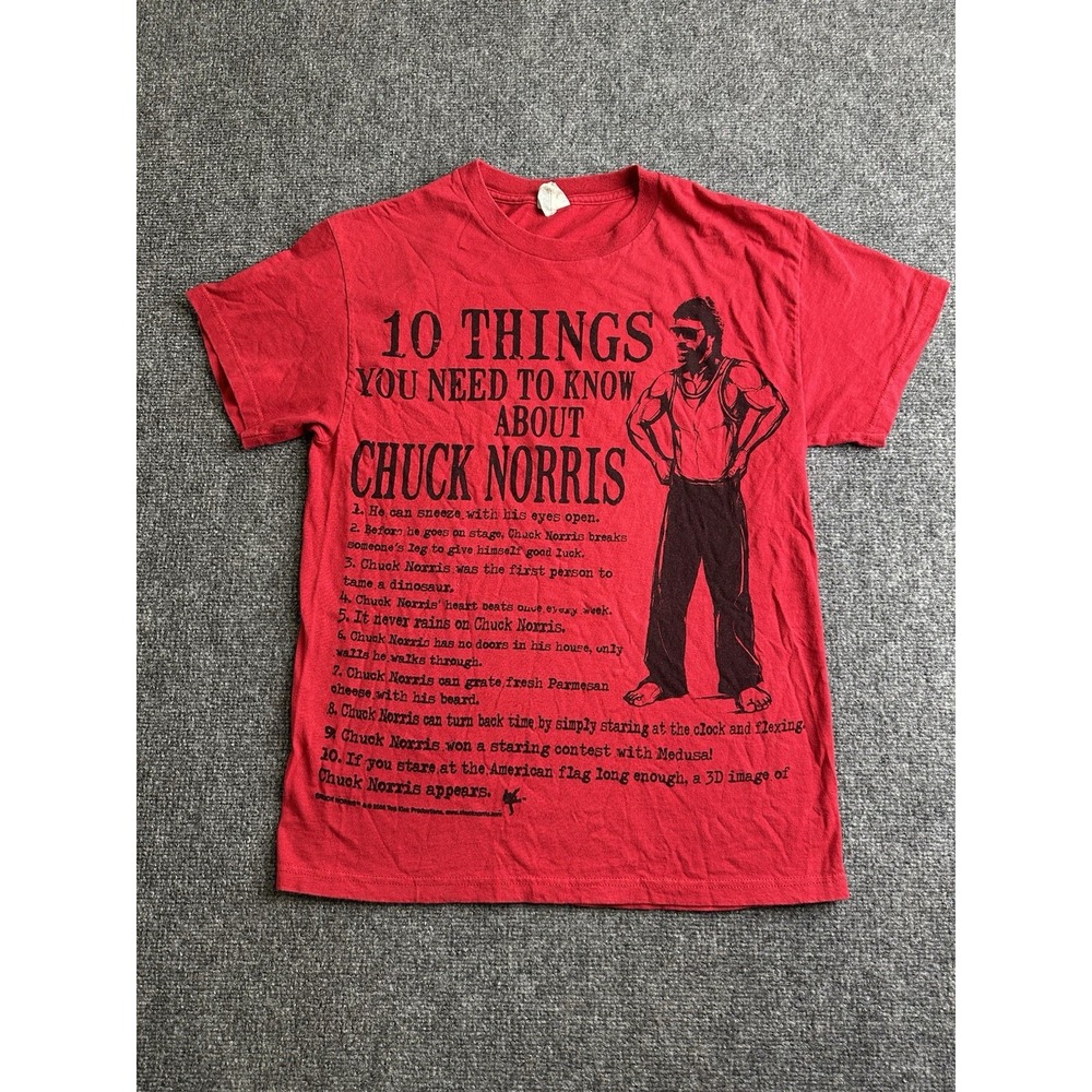 Mens 2008 Chuck Norris 10 Things You Need to Know Red Graphic T Shirt, Size M